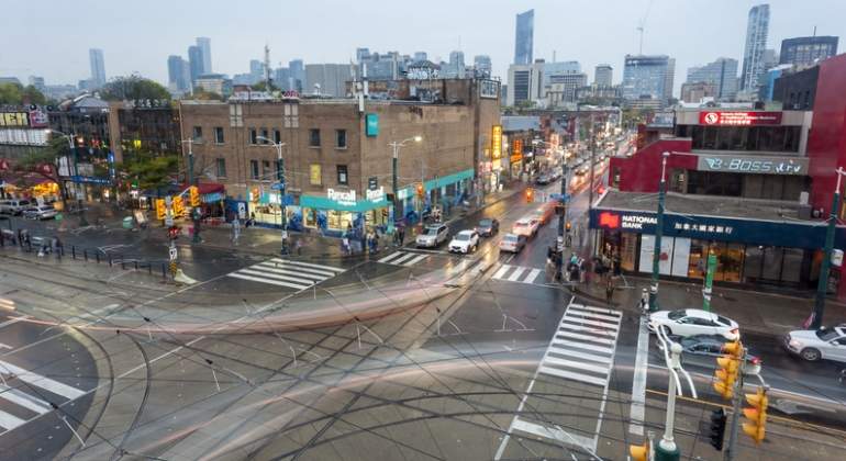 toronto-dreamstime.jpg