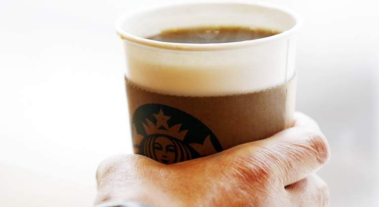 starbucks-770-cafe.jpg