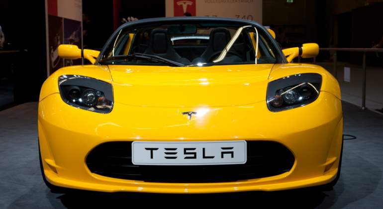 tesla-dreamstime-770x420.jpg