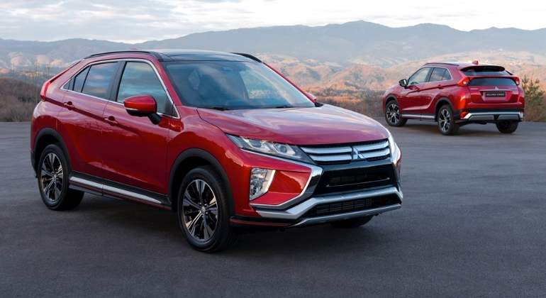 Mitsubishi-eclipse-Cross-2017-01.jpg