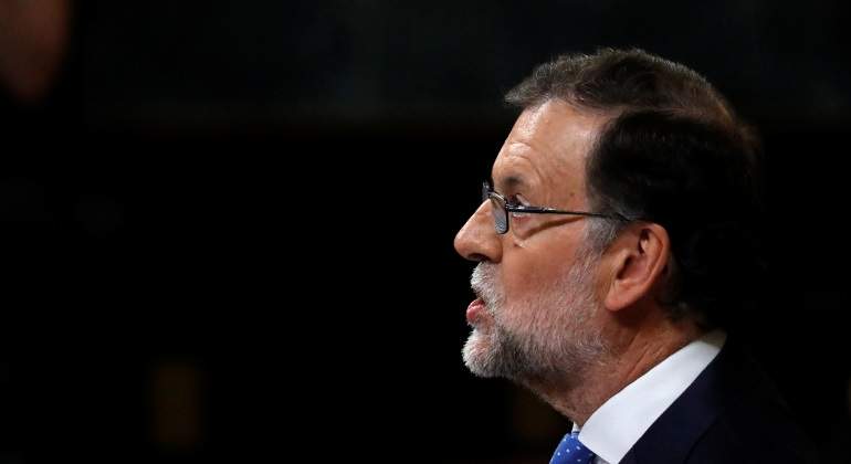 rajoy-fondo-oscuro-investidura-reuters.jpg