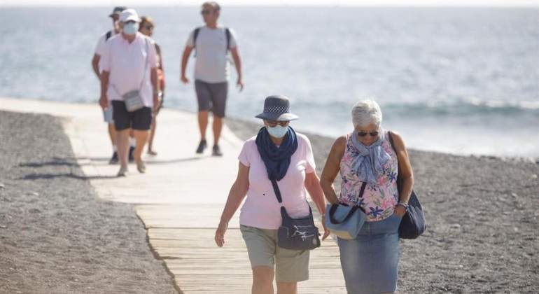 coronavirus-espana-playa-canarias-efe.jpg