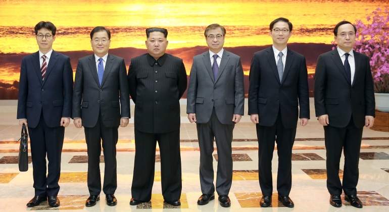 kim-jong-un-delegacion-corea-norte-marzo2018-reuters.jpg