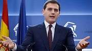 Rivera acusa a Sánchez y Rajoy de ser cómplices de la violación de derechos en Cataluña