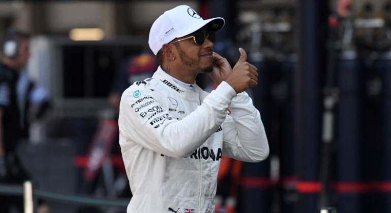 hamilton-pulgar-mexico-efe.jpg