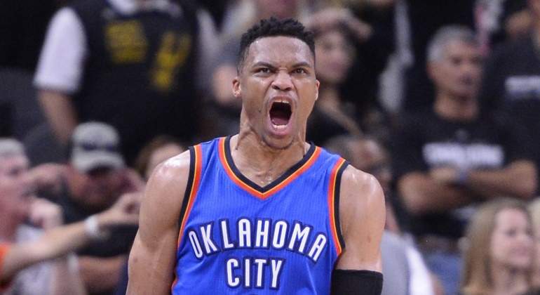 Westbrook-2016-celebra-Spurs-EFE.jpg