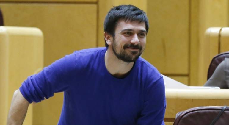 espinar-senado-13dic2016-efe.jpg
