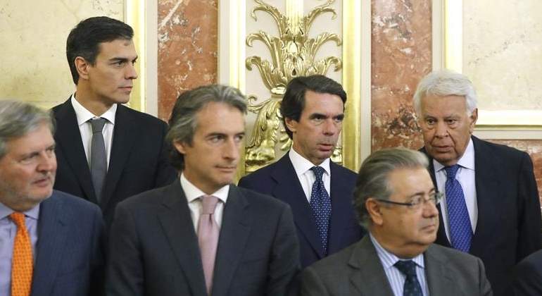 sanchez-felipe-aznar-congreso-efe.jpg