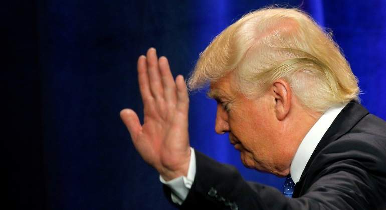 trump-mano-2016-reuters.jpg
