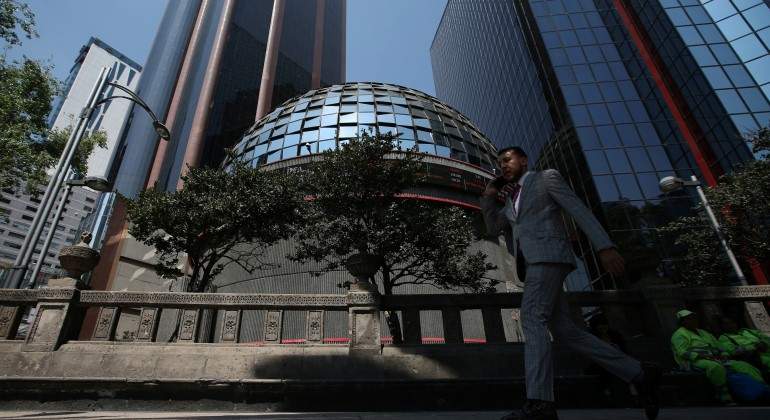 BMV-exterior-Reuters.JPG