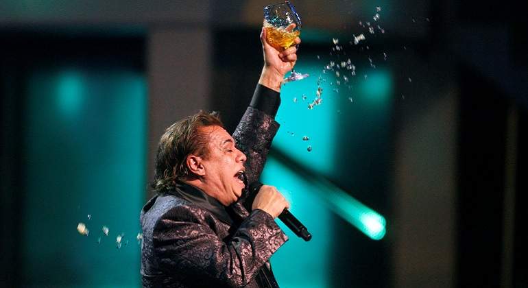 JuanGabriel-reuters-770.jpg