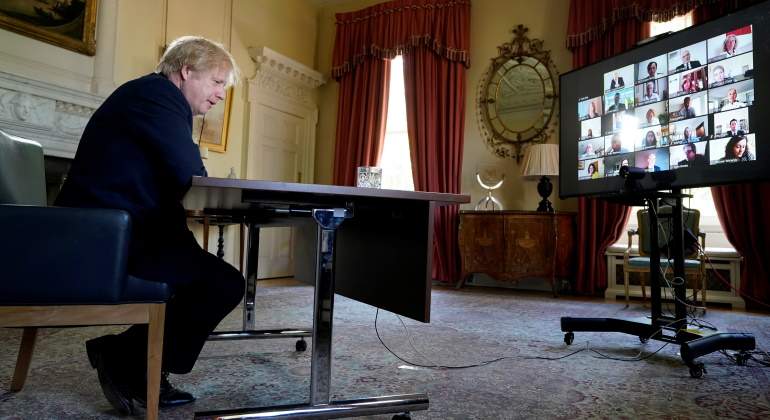 boris-johnson-despacho-coronavirus-reuters.jpg