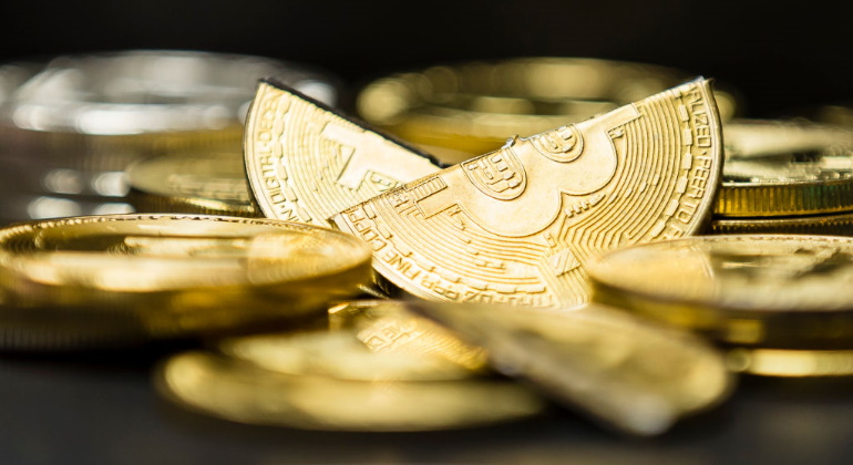 bitcoin-criptomoneda-moneda-virtual-criptodivisa-roto-hundido-desplome-getty-770x420.jpg