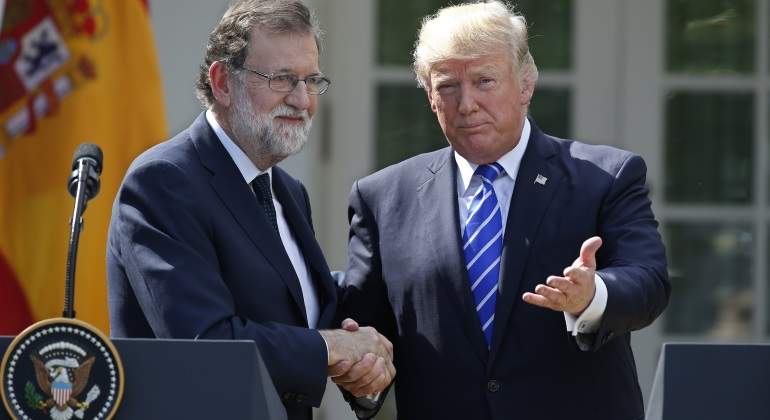 rajoy-trump-mano.jpg