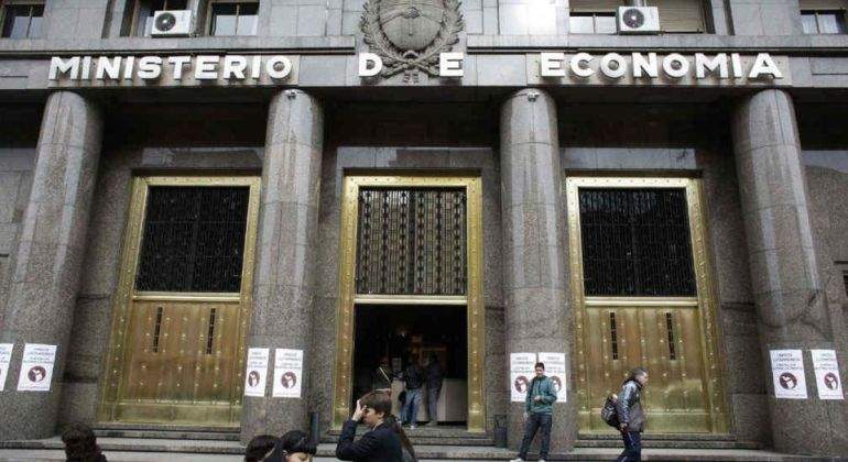Ministerio-de-Economia-Reuters.jpg