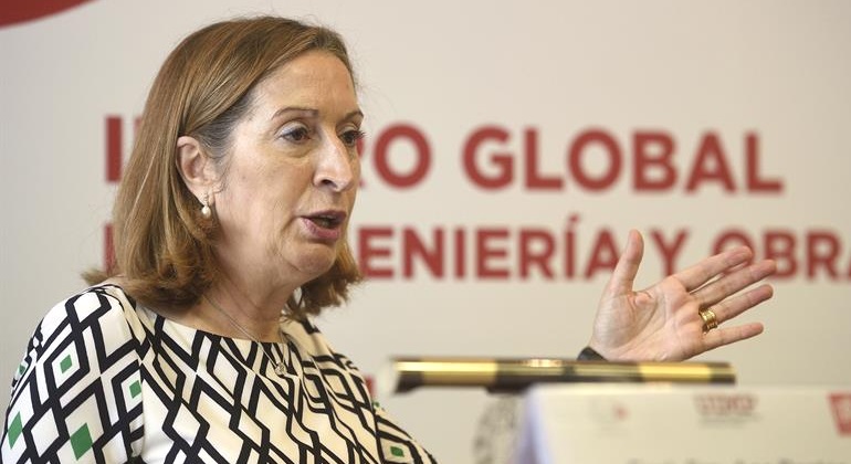 pastor-ana-lateral-efe.jpg