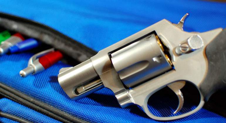 armas1111111111.jpg