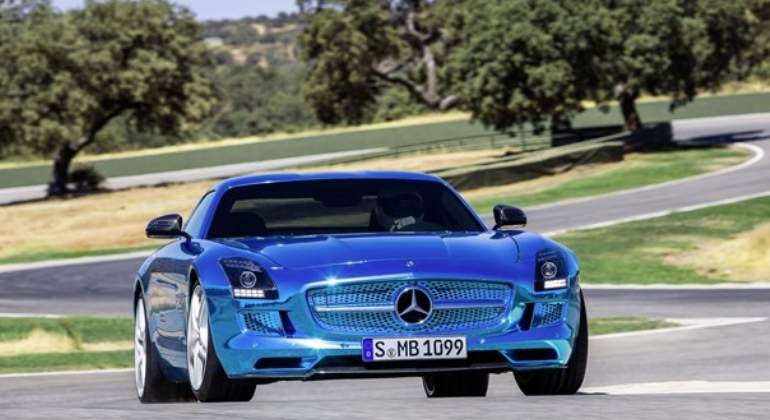Mercedes-SLS-AMG-Electric-Drive.jpg