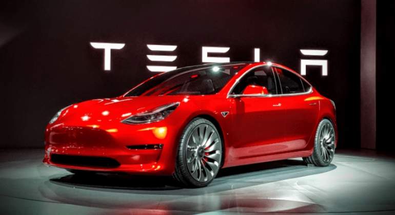 tesla-model-3-efe.jpg