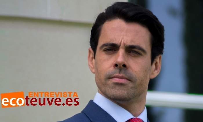 emmanuel-esparza-secretos-ecoteuve.jpg