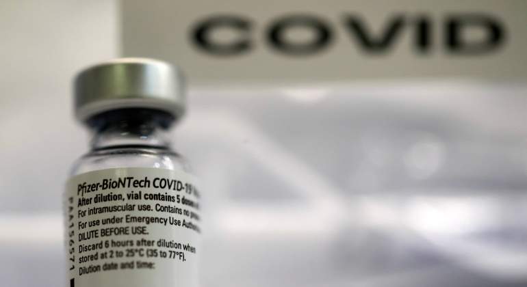 pfizer-biontech-bote-vacuna-covid-reuters.jpg
