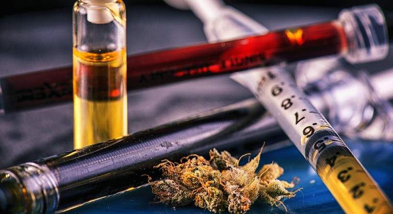 cbd-dreamstime.jpg