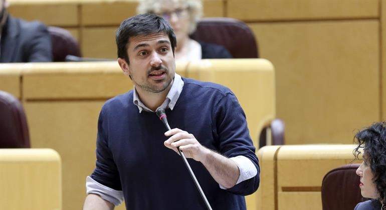 espinar-senado-feb2017-efe.jpg