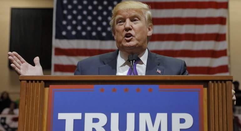 trump-bandera-eeuu-boca.jpg