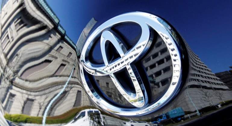toyota-logo-coche-reuters.jpg