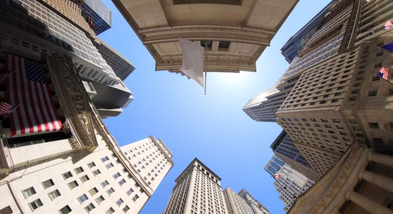 wall-street-770.jpg
