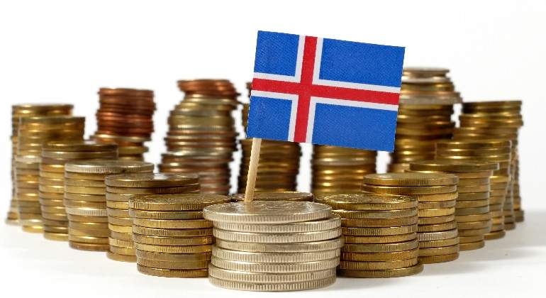 islandia-bandera-monedas-dreamstime.jpg
