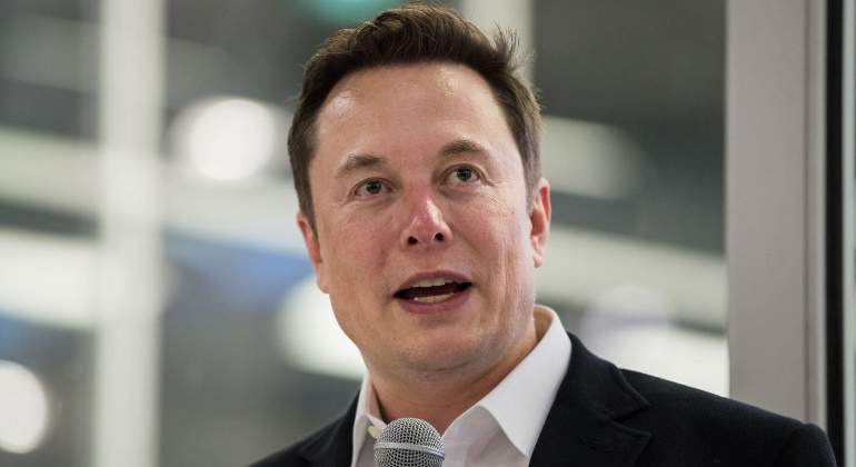 770-420-elon-musk-tesla-alamy.jpg