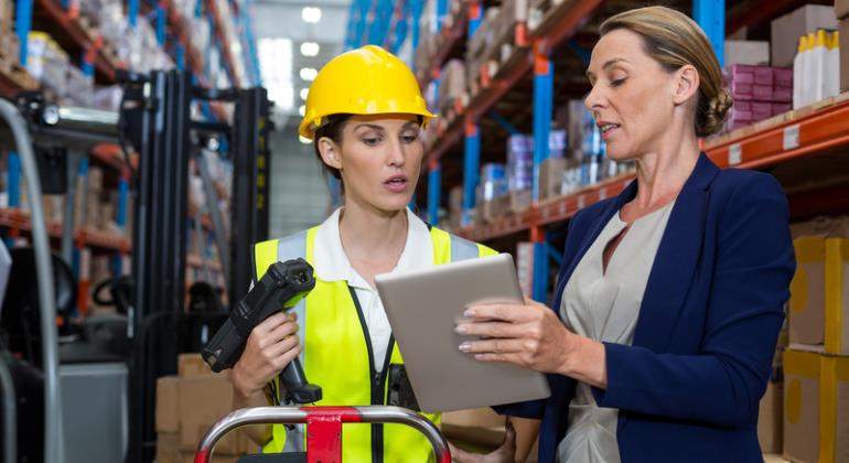 trabajador-almacen-logistica-770-dreamstime.jpg