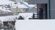 ¿Cómo acabar con el hielo de balcones, tejados y tuberías? La ola de frío amenaza la salud de los hogares