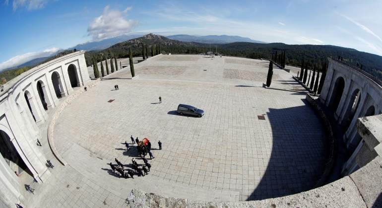 valle-caidos-exhumacion-efe.jpg