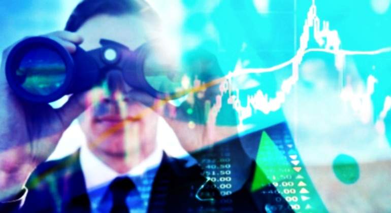 broker-prismaticos-770.jpg