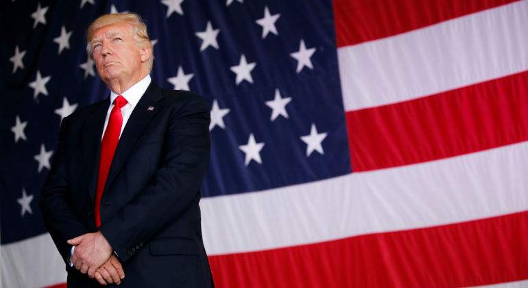 donald-trump-bandera.jpg