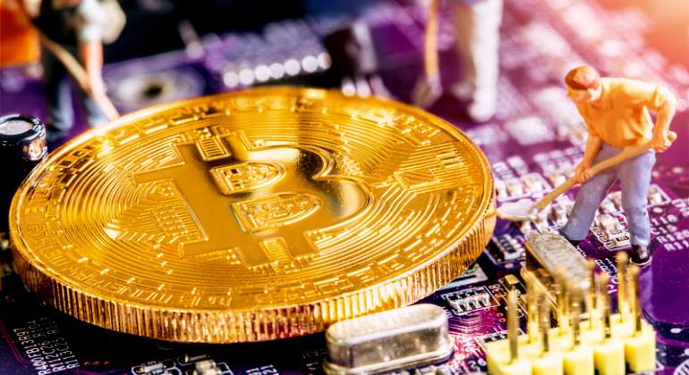 minado-bitcoin-dreams.jpg
