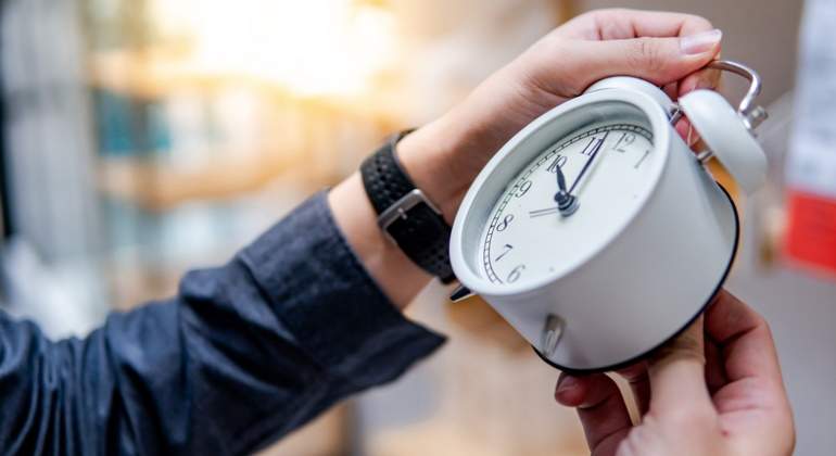 770-420-reloj-cambio-hora-istock.jpg