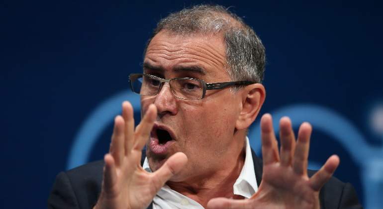 nouriel-roubini-hablando-manos-gafas-mayo2017-reuters-770x420.jpg