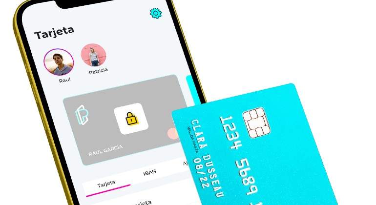 Pixpay_foto-app-y-tarjeta.jpg