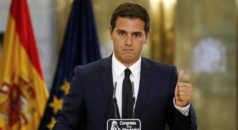 rivera-atril-efe.jpg