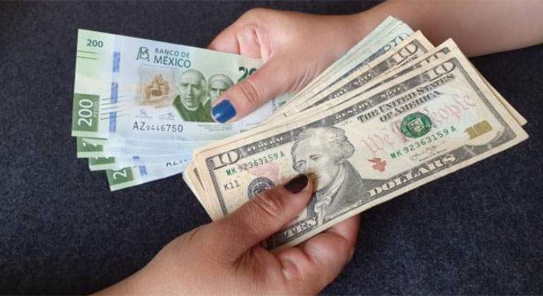 dolares-y-pesos-tipo-de-cambio-remesas-istock.jpg