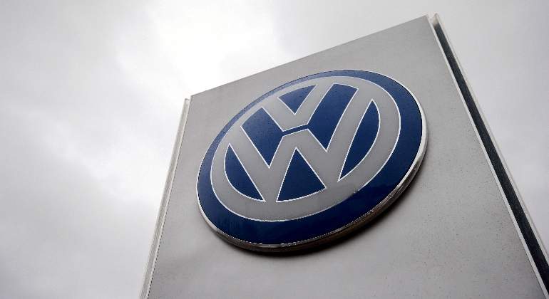 volkswagen-logo-nublado-reuters.jpg