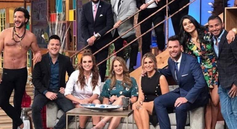 FLOR-RUBIO-VENGA-LA-ALEGRIA-TV-AZTECA-TELEVISA.jpg