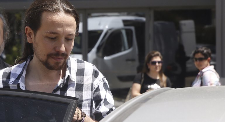 pabloiglesias-27J-callado-efe.jpg