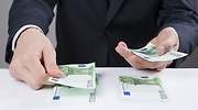 Los banqueros ya han devuelto 60,8 millones de sobresueldos