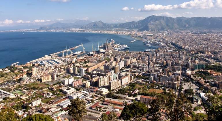 palermo-dreamstime-1.jpg