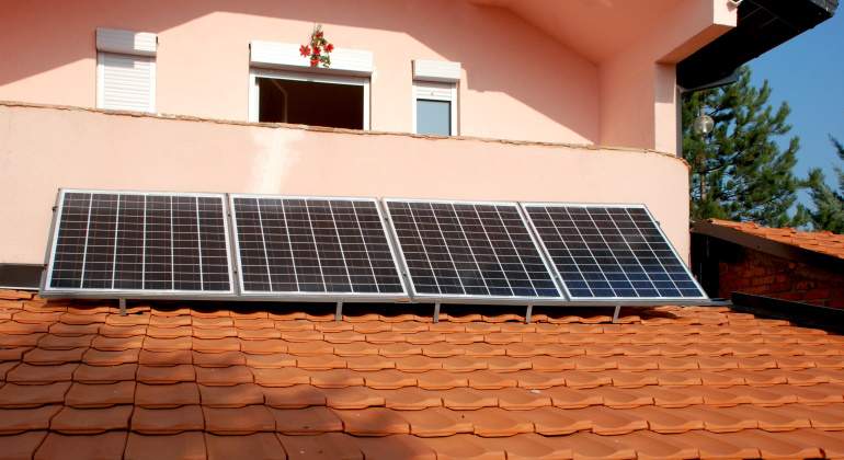 placas-fotovoltaicas-ayudas-subvenciones.jpg