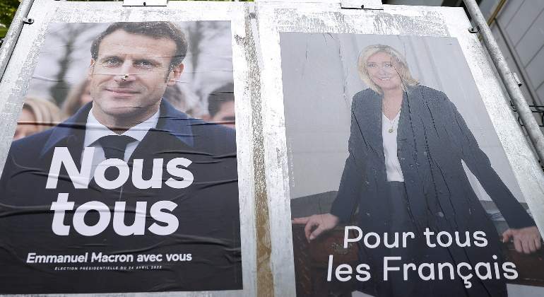 carteles-Francia-24abr.jpg